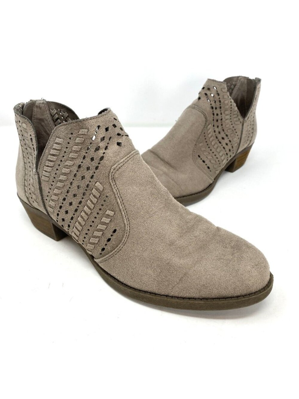 Carlos Santana Shoes Womens 10 Bentley Brown Doe Ankle Booties Perforated Detail